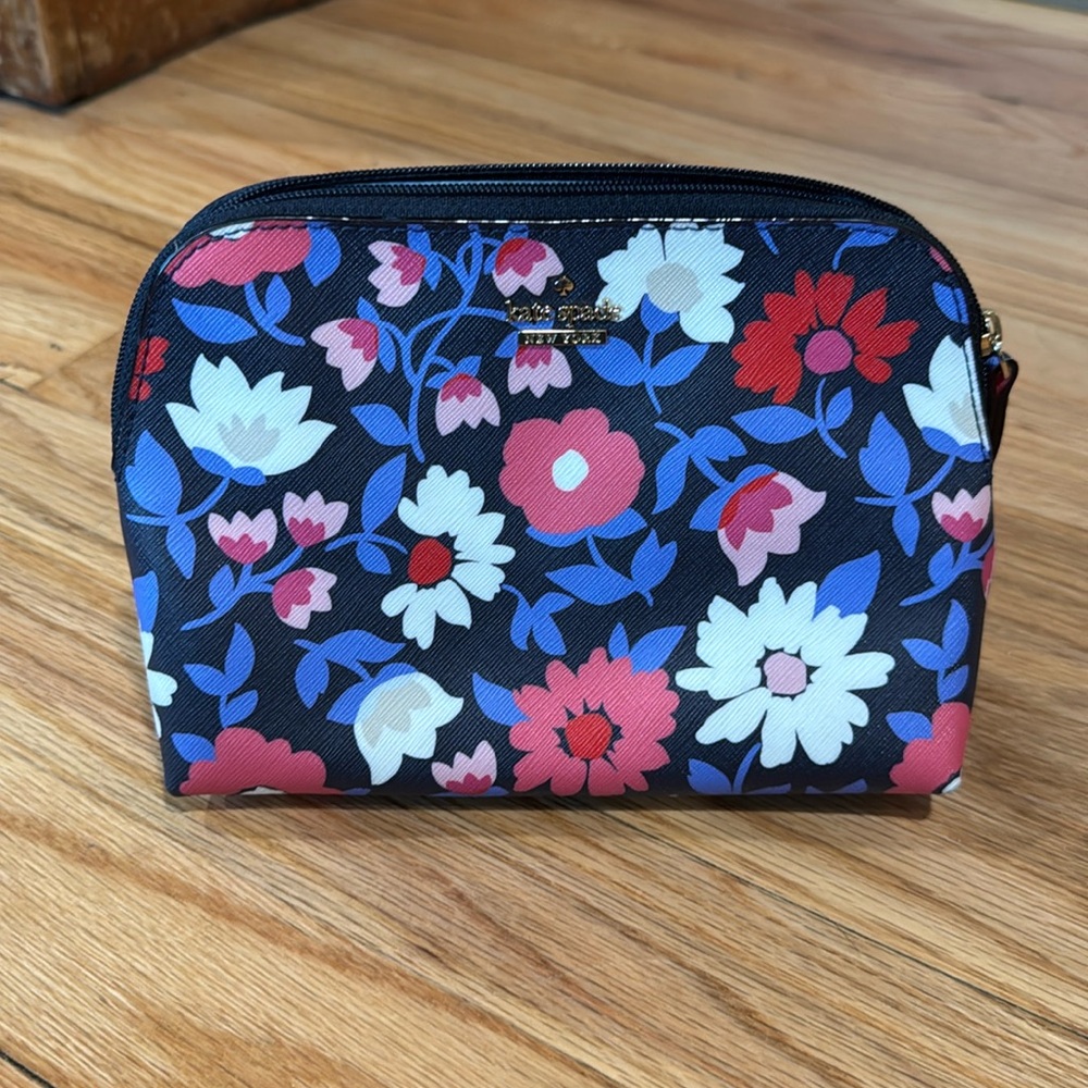 Kate Spade Pouch